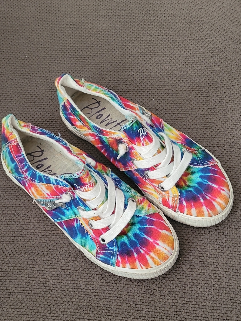 Blowfish Womens Rainbow Tie-Dye Canvas Sneakers with White Laces